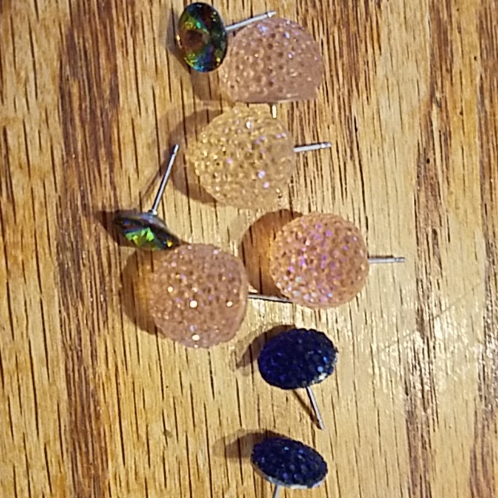 High sparkle earrings, 4 pairs, 8 pieces!